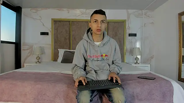 NickandAbby  online show from 09.09.25