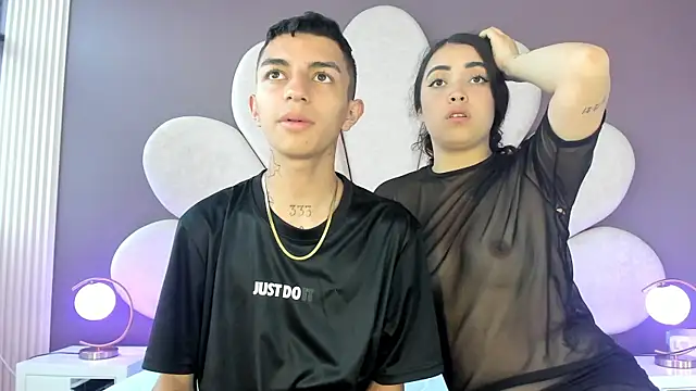 NickandAbby  online show from 04.13.26