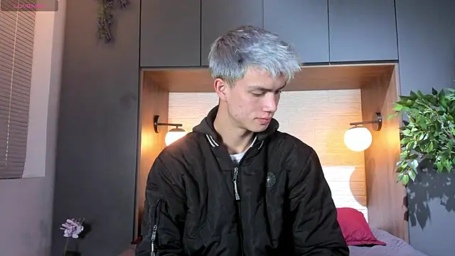 Snapshot of nicktorn chatting on 03.02.26 nicktorn online show from 03.02.26