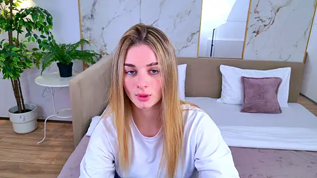 SweetyLicky online show from 03.10.26