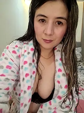 Snapshot of Sophie_del_Castillo chatting on 05.23.26 Sophie del Castillo online show from 05.23.26
