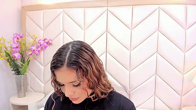 CataRicci online show from 09.20.25