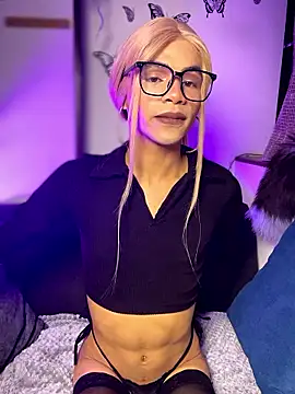 Katy bratz  online show from 01.17.26