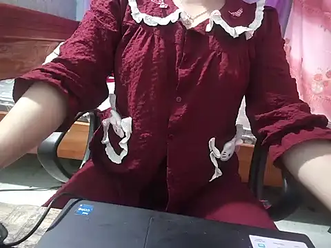 Snapshot of Xue_weng chatting on 04.21.26 Xue weng online show from 04.21.26