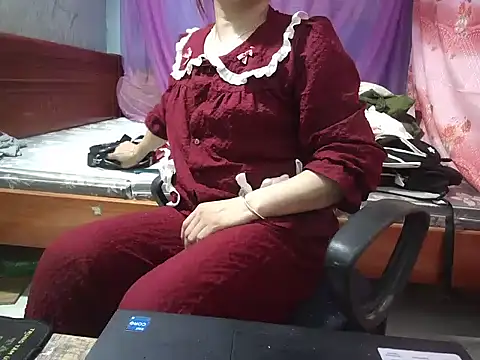 Snapshot of Xue_weng chatting on 04.26.26 Xue weng online show from 04.26.26