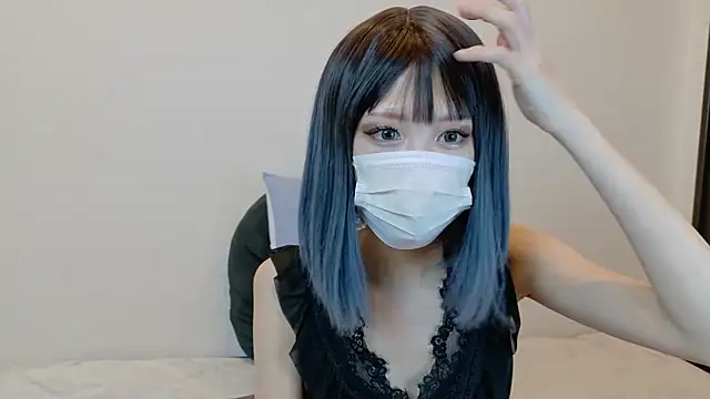 sarina at online show from 02.18.26