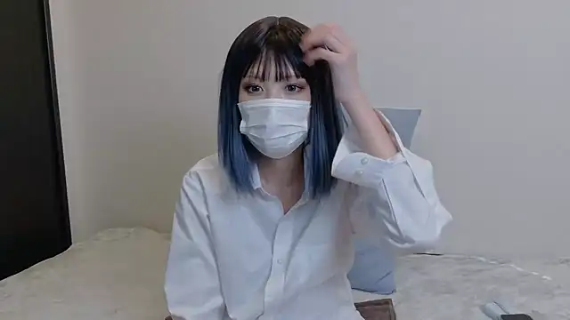 sarina at online show from 07.18.26