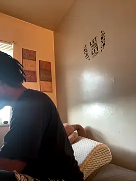 Snapshot of viceutk1 chatting on 10.18.25 viceutk1 online show from 10.18.25