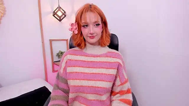 Snapshot of AliceSweet10 chatting on 10.07.25 AliceSweet10 online show from 10.07.25