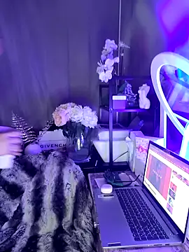 iamlalamilano online show from 02.18.26