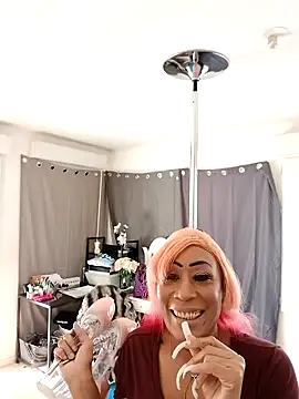 Snapshot of iamlalamilano chatting on 03.21.26 iamlalamilano online show from 03.21.26