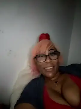 Snapshot of iamlalamilano chatting on 04.03.26 iamlalamilano online show from 04.03.26