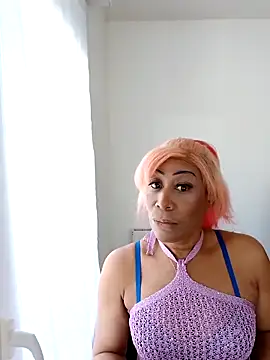 Snapshot of iamlalamilano chatting on 04.07.26 iamlalamilano online show from 04.07.26