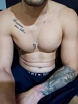 Snapshot of Dany2189 chatting on 04.02.26 Dany2189 online show from 04.02.26