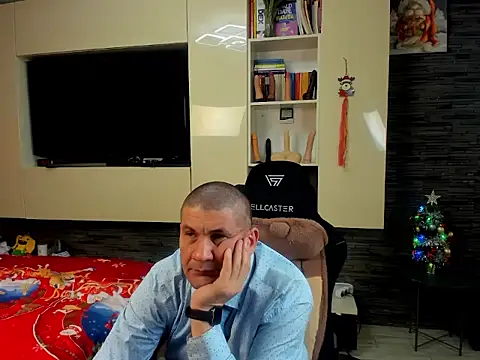 SpartacusDaddy48 online show from 01.06.26