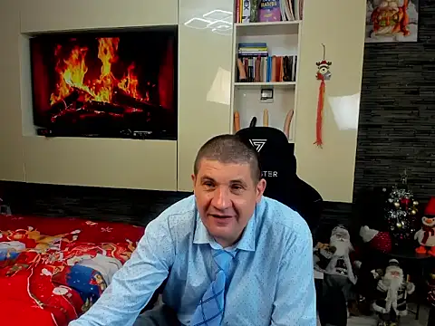 Snapshot of SpartacusDaddy48 chatting on 01.16.26 SpartacusDaddy48 online show from 01.16.26