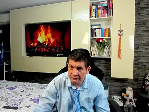 Snapshot of SpartacusDaddy48 chatting on 02.08.26 SpartacusDaddy48 online show from 02.08.26