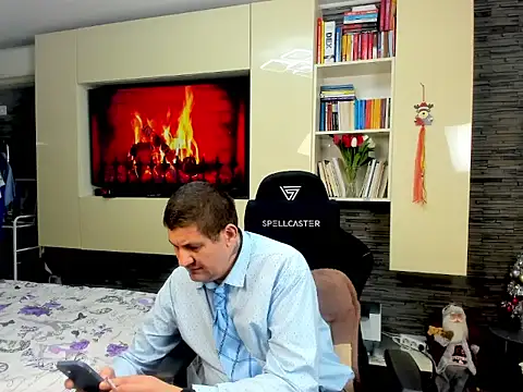 Snapshot of SpartacusDaddy48 chatting on 02.09.26 SpartacusDaddy48 online show from 02.09.26