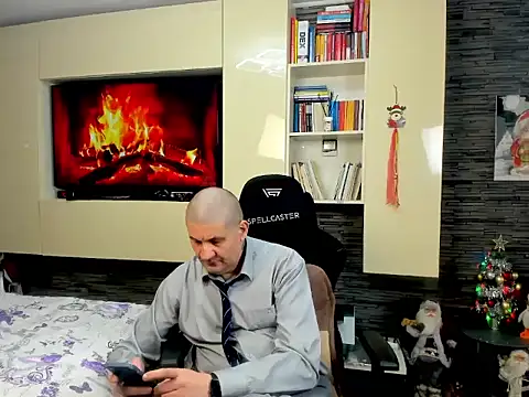 Snapshot of SpartacusDaddy48 chatting on 02.16.26 SpartacusDaddy48 online show from 02.16.26