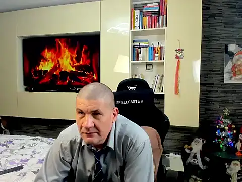 Snapshot of SpartacusDaddy48 chatting on 02.17.26 SpartacusDaddy48 online show from 02.17.26