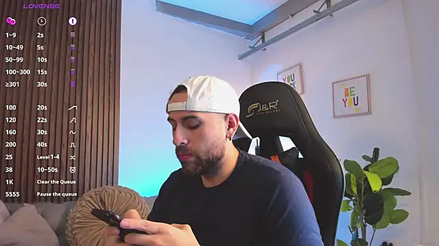 Maximo Wolff online show from 02.21.26