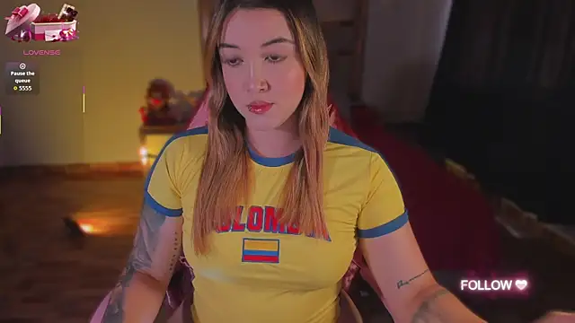 lunaarose online show from 10.20.25