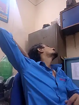 Snapshot of Sushant001 chatting on 09.11.25 Sushant001 online show from 09.11.25