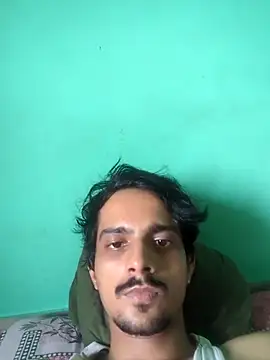 Snapshot of Sushant001 chatting on 10.18.25 Sushant001 online show from 10.18.25