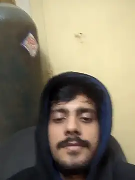 Snapshot of Sushant001 chatting on 12.03.25 Sushant001 online show from 12.03.25