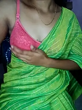 Snapshot of Nidhi_lovely chatting on 04.02.26 Nidhi lovely online show from 04.02.26