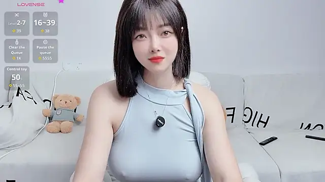 uikyy1 online show from 10.27.25