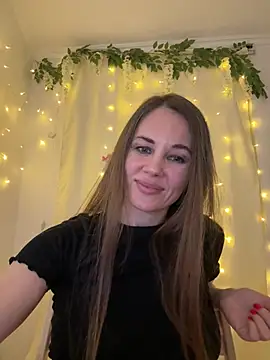 LucieMack online show from 04.03.26