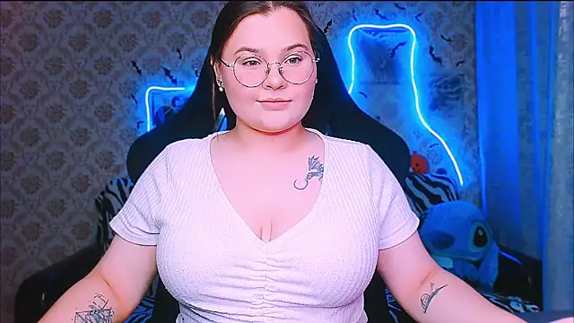 InLoveWithLife26 online show from 10.30.25