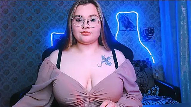 InLoveWithLife26 online show from 06.25.26