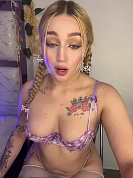 Snapshot of Sara_Sophia420 chatting on 06.29.26 Sara Sophia420 online show from 06.29.26