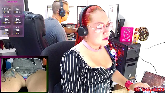 Snapshot of leidydi223 chatting on 10.14.25 leidydi223 online show from 10.14.25