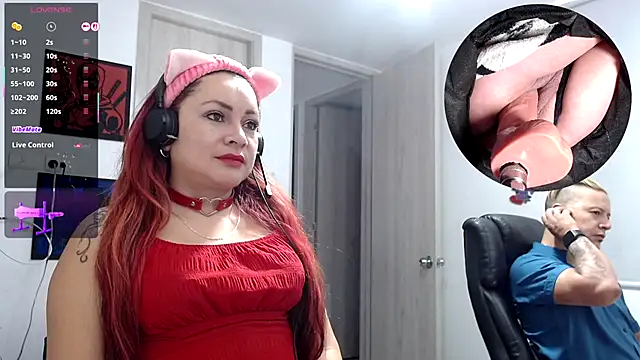 Snapshot of leidydi223 chatting on 11.10.25 leidydi223 online show from 11.10.25