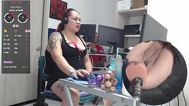 Snapshot of leidydi223 chatting on 11.20.25 leidydi223 online show from 11.20.25