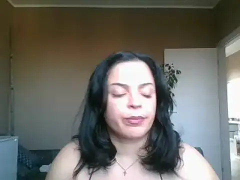 Snapshot of ITALIANASISIXX chatting on 02.11.26 ITALIANASISIXX online show from 02.11.26