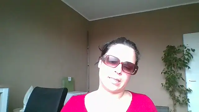 Snapshot of ITALIANASISIXX chatting on 02.19.26 ITALIANASISIXX online show from 02.19.26