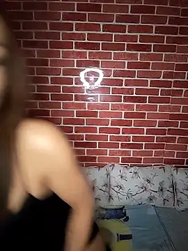 HotGinger66 online show from 11.19.25