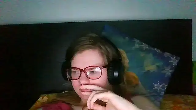 Moonolighta online show from 09.22.25