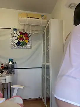 Snapshot of jiajia_L chatting on 12.04.25 jiajia L online show from 12.04.25