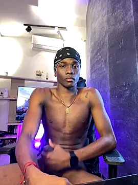 Brycce santos online show from 12.03.25