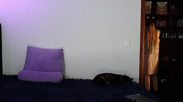 karlamoon23 online show from 11.08.25