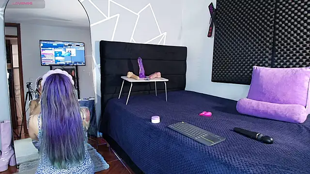 karlamoon23 online show from 04.04.26