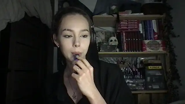 Snapshot of Yuna5343 chatting on 04.21.26 Yuna5343 online show from 04.21.26