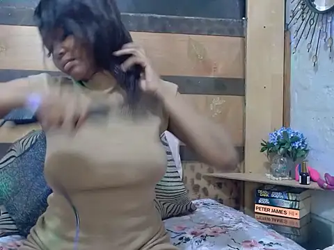 Juicy Candy-Reloaded online show from 12.15.25