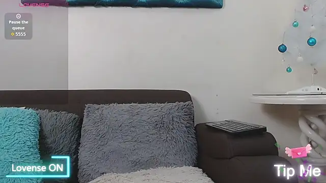 Snapshot of LiamBrown09 chatting on 11.27.25 LiamBrown09 online show from 11.27.25