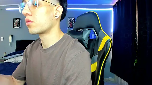 alexgiraldo   online show from 09.12.25